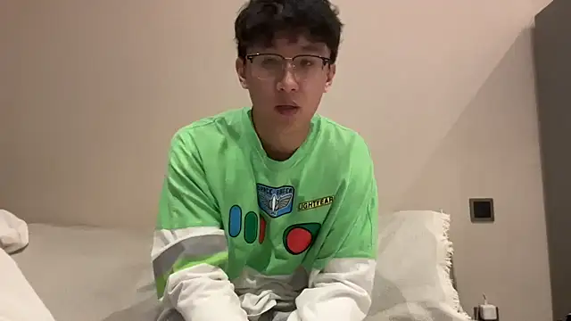 HHAARRYYXXL online show from February 2025 11:49:01 AM