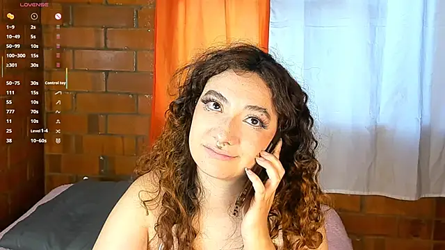 Snapshot of Annycolin_ chatting on January 2025 10:41:01 PM Annycolin online show from January 2025 10:41:01 PM