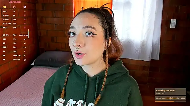 Snapshot of Annycolin_ chatting on March 2025 07:10:02 PM Annycolin online show from March 2025 07:10:02 PM