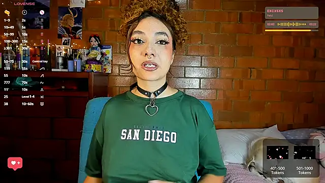 Snapshot of Annycolin_ chatting on September 2025 12:21:02 PM Annycolin online show from September 2025 12:21:02 PM