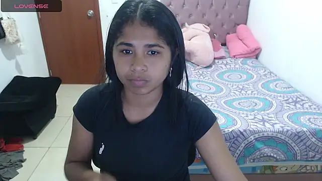 july-feria online show from February 2025 10:15:02 PM