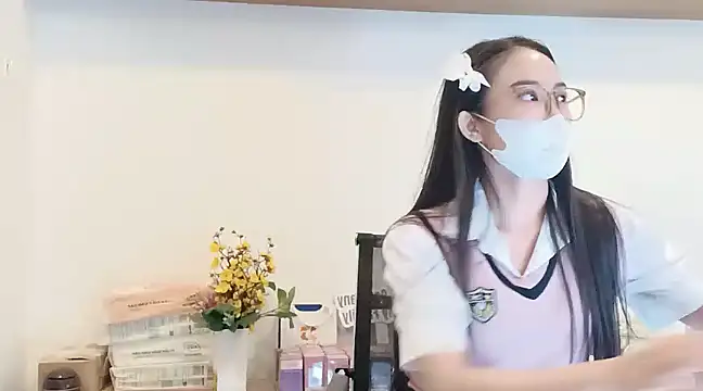 Snapshot of Lush-Office chatting on March 2025 10:59:02 AM Lush-Office online show from March 2025 10:59:02 AM