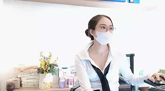 Snapshot of Lush-Office chatting on March 2025 03:13:02 AM Lush-Office online show from March 2025 03:13:02 AM