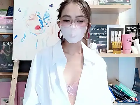 Snapshot of Lush-Office chatting on October 2025 08:04:01 AM Lush-Office online show from October 2025 08:04:01 AM