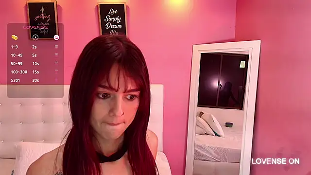 hot-littlechill online show from January 2025 03:04:02 PM