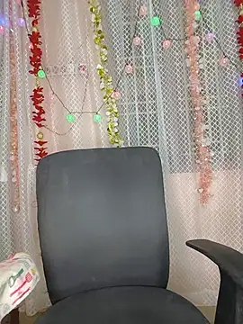 Snapshot of Babbyy_doll chatting on May 2026 09:21:01 PM Babbyy doll online show from May 2026 09:21:01 PM