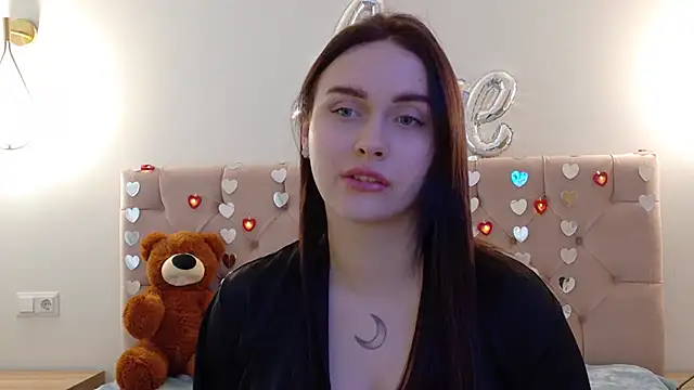 Lilliana Moon online show from February 2025 09:21:01 AM