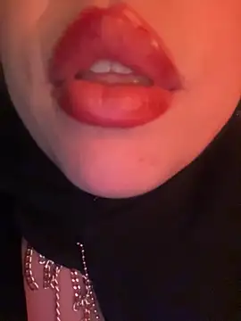zahra Jalid online show from May 2026 11:45:02 PM