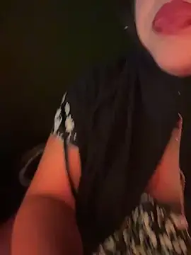 zahra Jalid online show from May 2026 08:57:02 PM