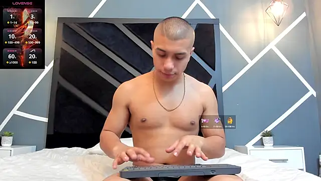 Snapshot of bruno_cavalli chatting on February 2025 02:21:01 PM bruno cavalli online show from February 2025 02:21:01 PM