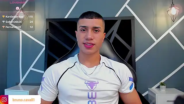 Snapshot of bruno_cavalli chatting on February 2026 05:29:01 PM bruno cavalli online show from February 2026 05:29:01 PM