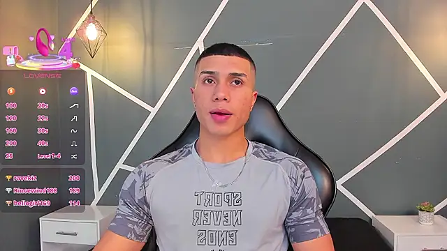 Snapshot of bruno_cavalli chatting on February 2026 05:33:01 PM bruno cavalli online show from February 2026 05:33:01 PM