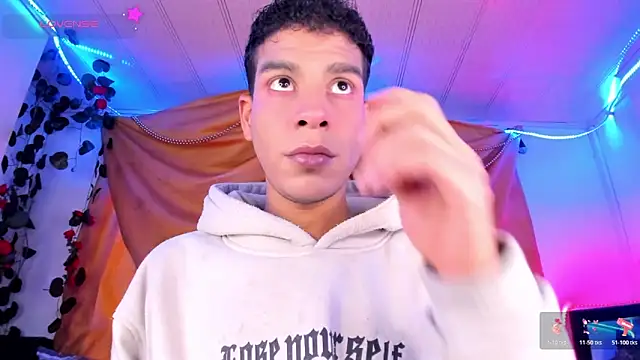 Ethan Boyy online show from December 2025 10:26:01 PM