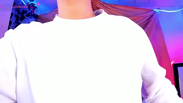 Ethan Boyy online show from December 2025 03:15:01 AM