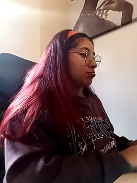 Snapshot of AnonymousGirl chatting on February 2025 04:25:02 PM AnonymousGirl online show from February 2025 04:25:02 PM