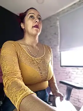 Snapshot of Miss__Melody chatting on January 2025 01:40:01 PM Miss Melody online show from January 2025 01:40:01 PM