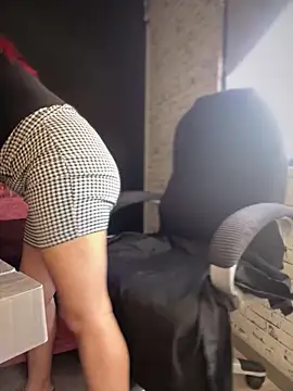 Snapshot of Miss__Melody chatting on September 2025 06:32:02 PM Miss Melody online show from September 2025 06:32:02 PM