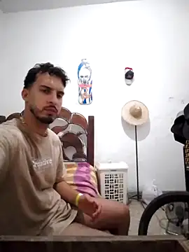 Snapshot of alejo5288 chatting on September 2025 10:17:01 AM alejo5288 online show from September 2025 10:17:01 AM