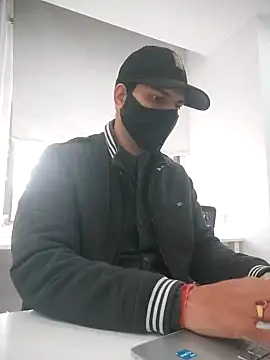 Snapshot of NikaYeptho chatting on December 2025 05:02:01 AM NikaYeptho online show from December 2025 05:02:01 AM