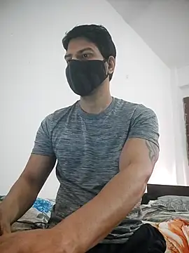 Snapshot of NikaYeptho chatting on February 2026 07:29:01 AM NikaYeptho online show from February 2026 07:29:01 AM