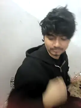 Snapshot of kaif_220 chatting on February 2026 12:21:01 PM kaif 220 online show from February 2026 12:21:01 PM