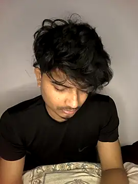 Snapshot of kaif_220 chatting on February 2026 07:53:02 PM kaif 220 online show from February 2026 07:53:02 PM