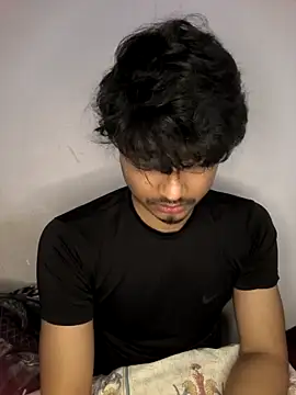 Snapshot of kaif_220 chatting on February 2026 07:14:02 PM kaif 220 online show from February 2026 07:14:02 PM