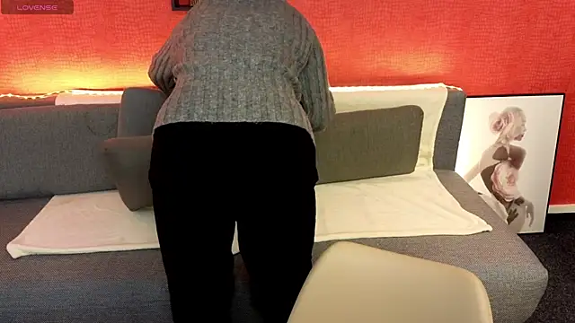 Snapshot of AmeliaLoveee chatting on January 2025 08:43:02 PM AmeliaLoveee online show from January 2025 08:43:02 PM