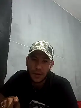 CunilingS94 online show from January 2025 11:38:02 AM