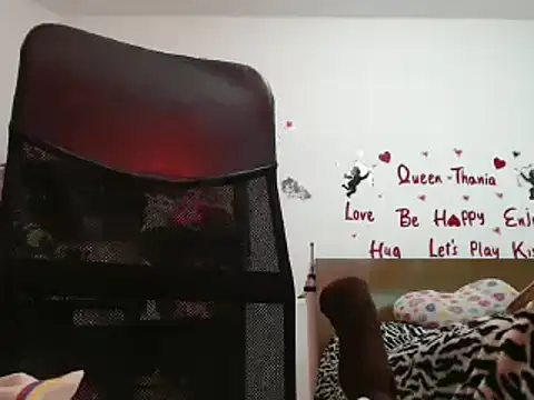 Snapshot of thamara226 chatting on February 2025 07:58:01 PM thamara226 online show from February 2025 07:58:01 PM