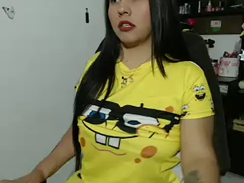 Snapshot of thamara226 chatting on March 2025 02:59:02 PM thamara226 online show from March 2025 02:59:02 PM