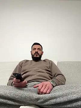 Snapshot of derbyo chatting on February 2025 04:14:02 PM derbyo online show from February 2025 04:14:02 PM