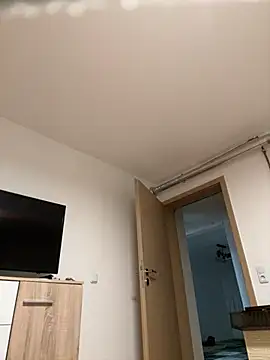 Snapshot of derbyo chatting on February 2025 10:11:02 PM derbyo online show from February 2025 10:11:02 PM