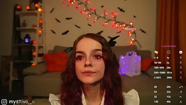 Snapshot of EliyaX chatting on October 2025 05:03:01 PM EliyaX online show from October 2025 05:03:01 PM