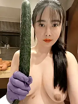 Snapshot of lilandi0521 chatting on March 2025 05:35:02 PM lilandi0521 online show from March 2025 05:35:02 PM