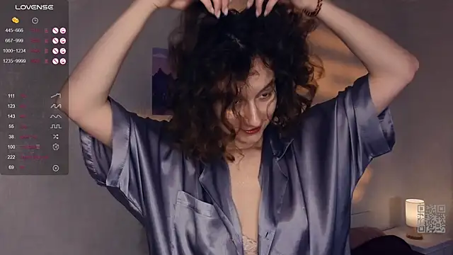 Snapshot of Leya_Curly chatting on March 2025 03:39:01 PM Leya Curly online show from March 2025 03:39:01 PM