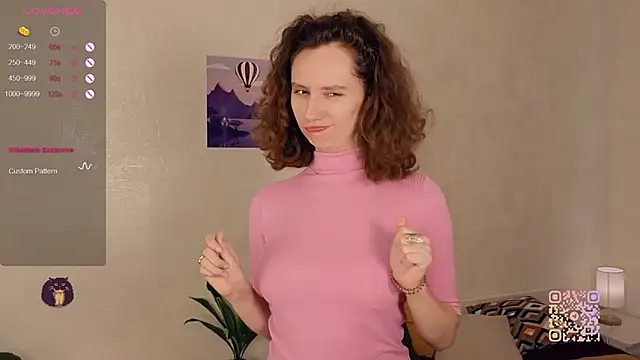 Snapshot of Leya_Curly chatting on September 2025 12:16:02 PM Leya Curly online show from September 2025 12:16:02 PM