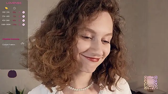 Snapshot of Leya_Curly chatting on September 2025 02:08:01 PM Leya Curly online show from September 2025 02:08:01 PM