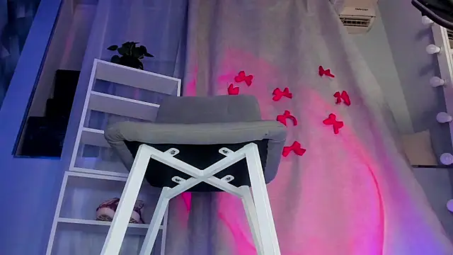 Sahara Shields online show from February 2025 01:30:01 PM