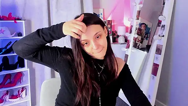 Snapshot of Sahara_Shields chatting on February 2026 10:53:02 AM Sahara Shields online show from February 2026 10:53:02 AM