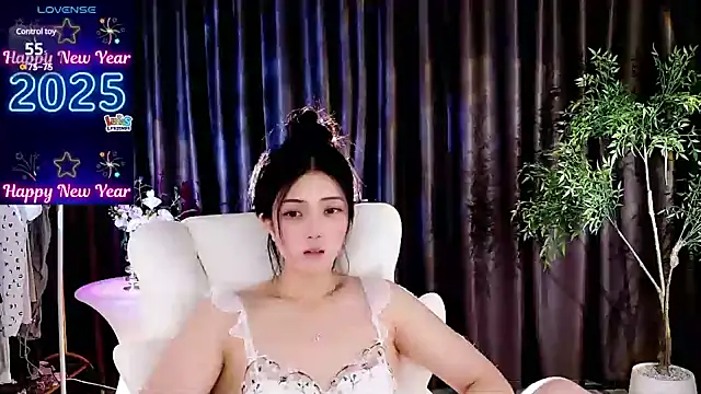 miaomiao-777 online show from January 2025 12:12:01 AM