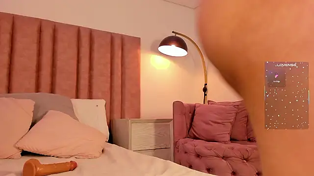 Tamara palacios online show from February 2026 10:08:02 PM