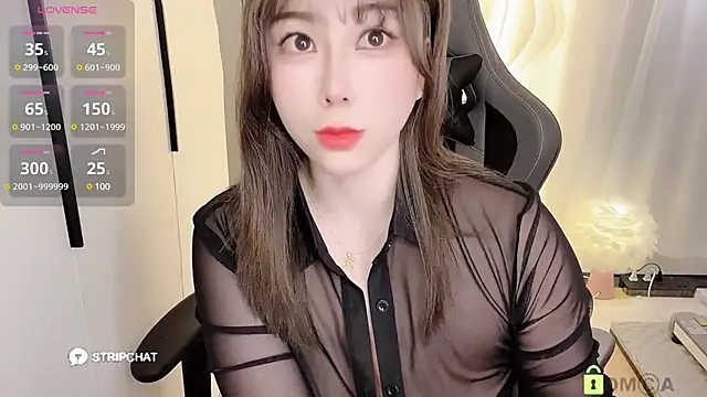 Alano-01 online show from March 2025 12:35:02 PM