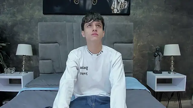 Snapshot of bruce_hans chatting on January 2026 11:45:02 AM bruce hans online show from January 2026 11:45:02 AM