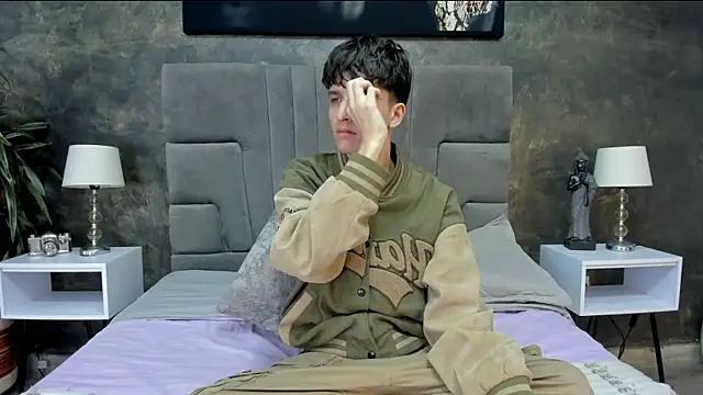 Snapshot of bruce_hans chatting on February 2026 11:47:02 AM bruce hans online show from February 2026 11:47:02 AM