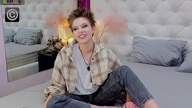 via mayer  online show from February 2025 09:13:01 PM