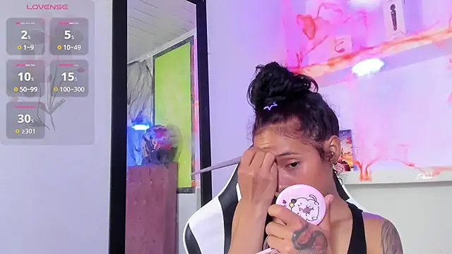 Snapshot of Miss_sparkle00 chatting on October 2025 05:08:01 AM Miss sparkle00 online show from October 2025 05:08:01 AM