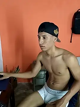 Snapshot of matteo_rivas chatting on January 2025 05:04:02 PM matteo rivas online show from January 2025 05:04:02 PM