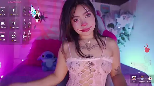 Snapshot of emma_soffia_ chatting on October 2025 07:01:01 PM emma soffia online show from October 2025 07:01:01 PM