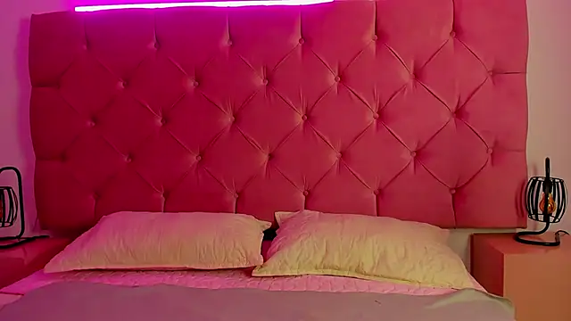 Snapshot of AndySaenzz chatting on March 2025 02:34:02 PM AndySaenzz online show from March 2025 02:34:02 PM